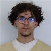 Etudiant en classe préparatoire en école d’ingénieur : cours de maths, de physique, anglais